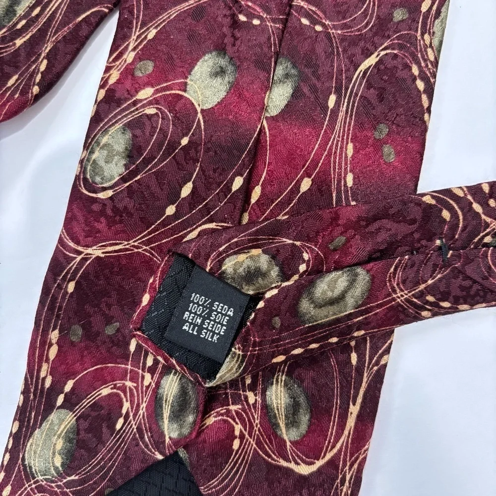DIMITRIUS Vintage Burgundy 100% silk art deco swirls brocade Neck Tie
